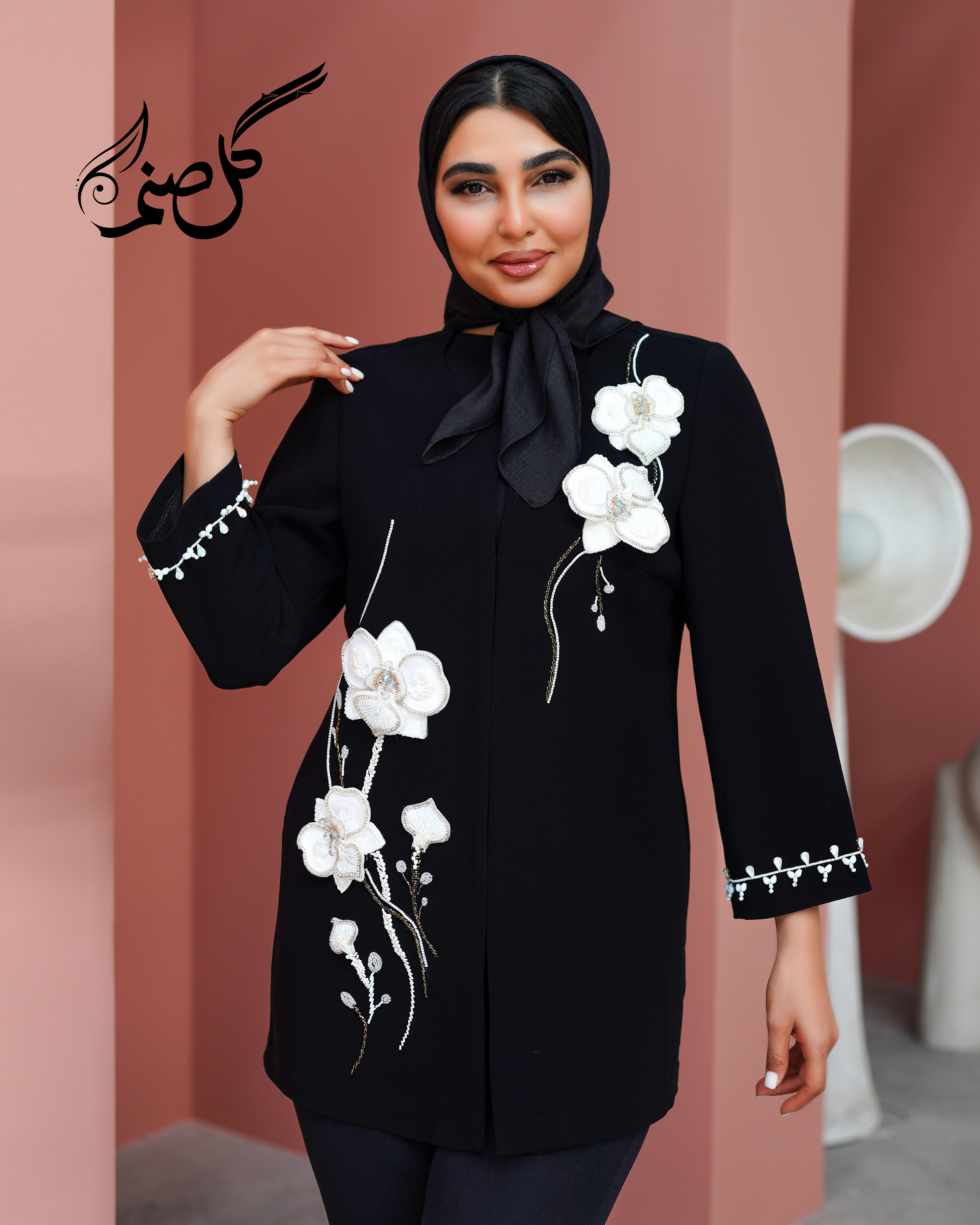 کت کرپ کنزو گل برجسته سفید درباری